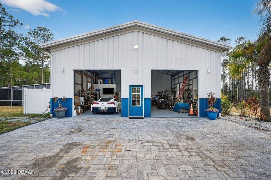 Exterior details and patio area of a home in , Ormond Beach (Image 27). Exterior details and patio area of a home in , Ormond Beach (Image 27).