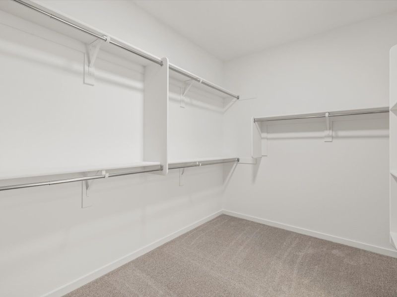 Spacious, unfurnished interior of a new home in Bella Vista Farms Reserve Series, San Tan Valley (Image 13).