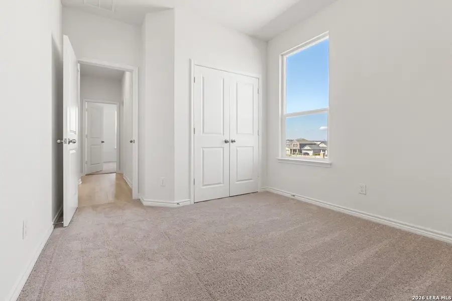 Spacious, unfurnished interior of a new home in Knox Ridge, Converse (Image 26).