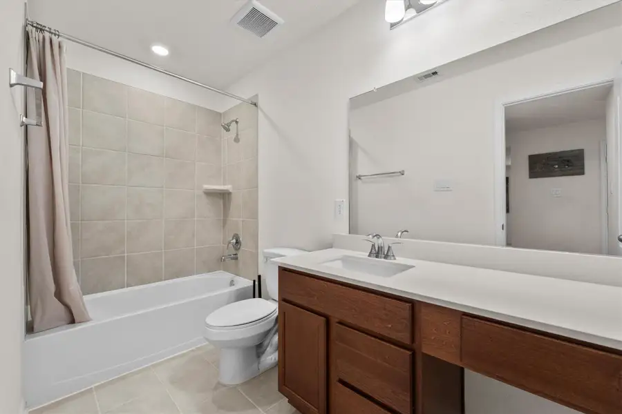 Furnished interior view inside a new home in , Houston (Image 19). Furnished interior view inside a new home in , Houston (Image 19).