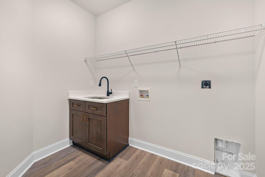 Image 33 of a home in .