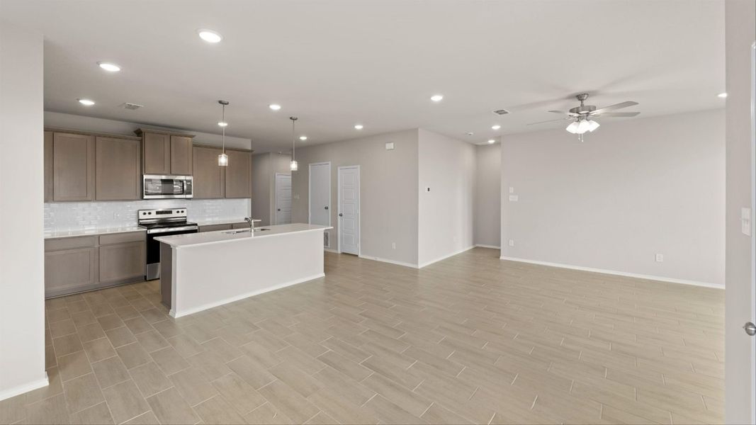 Representative furnished interior of a home built from the Cypress II Sunterra 50s by Brohn Homes in Sunterra, Katy (Image 35). Representative furnished interior of a home built from the Cypress II Sunterra 50s by Brohn Homes in Sunterra, Katy (Image 35).