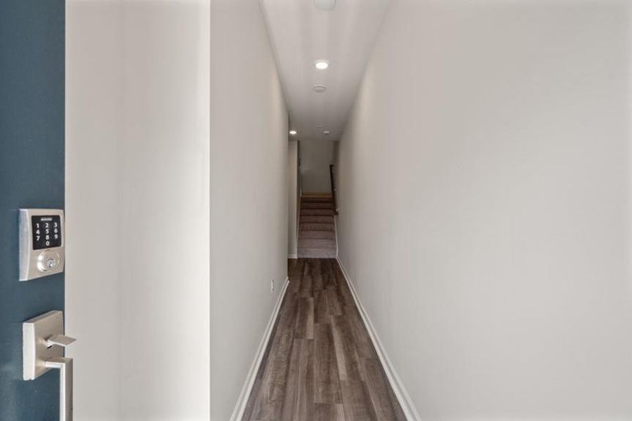 Spacious, unfurnished interior of a new home in , Mableton (Image 23).