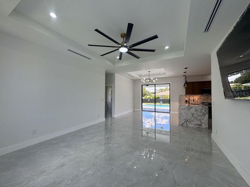 Spacious, unfurnished interior of a new home in , Port Charlotte (Image 29).