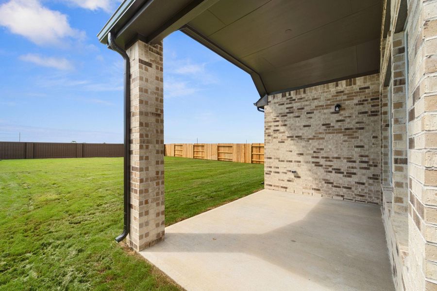 Photos are REPRESENTATIVE of the home /floor plan and are NOT of the actual home.  Selections, features, and room options may vary.