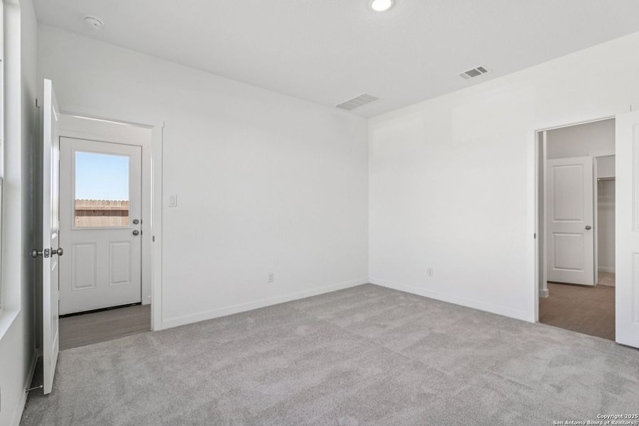 Spacious, unfurnished interior of a new home in Summerlin: Eventide Collection, San Antonio (Image 40).