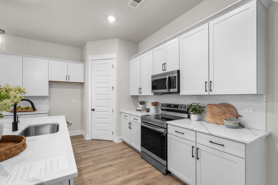 Furnished interior view inside a new home in Harmony Township, Georgetown (Image 14).