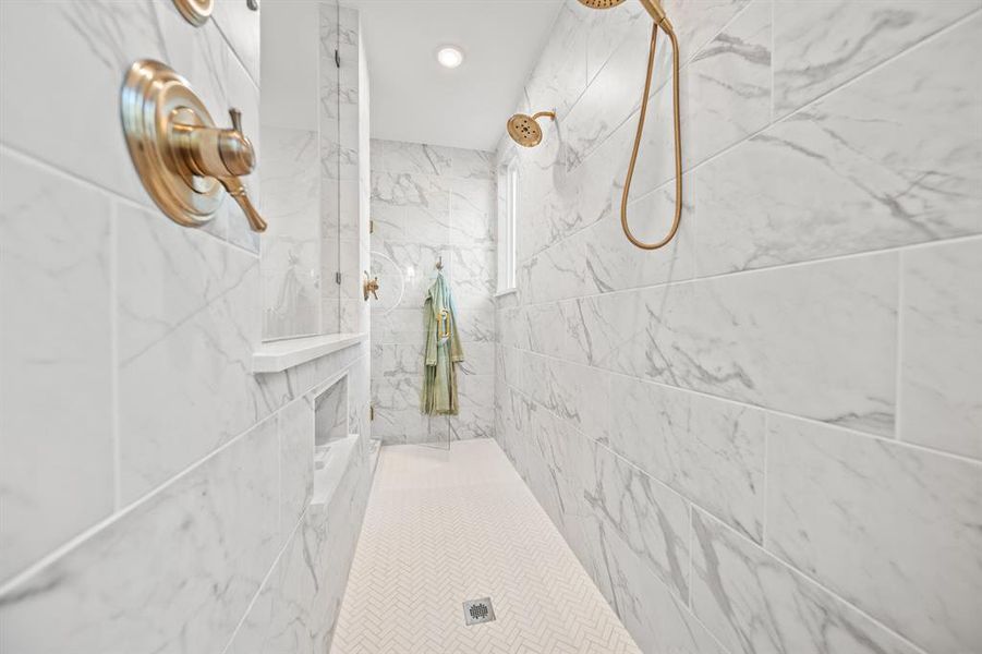 Close-up of interior finishes inside a home in , Prosper (Image 20).