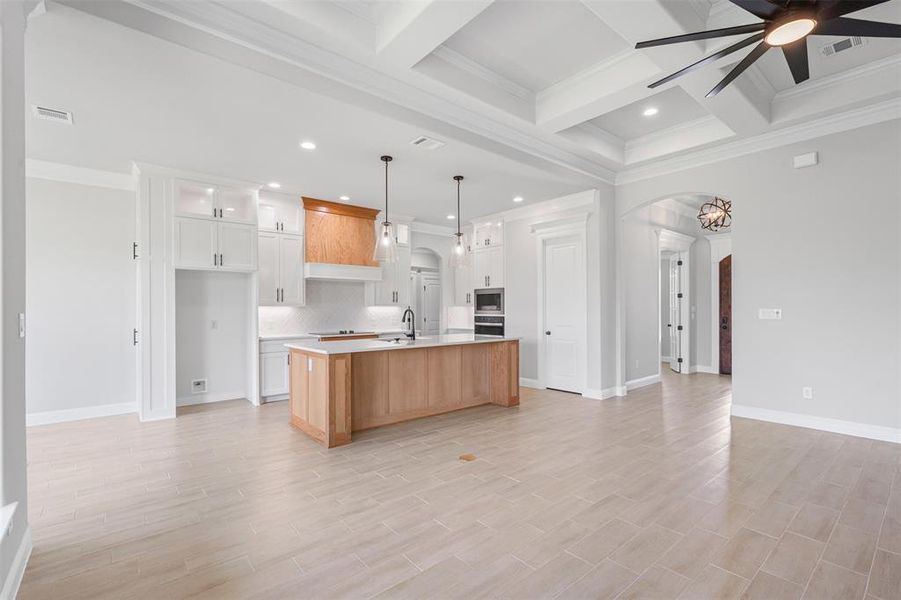 Furnished interior view inside a new home in Pecan Plantation, Granbury (Image 6).