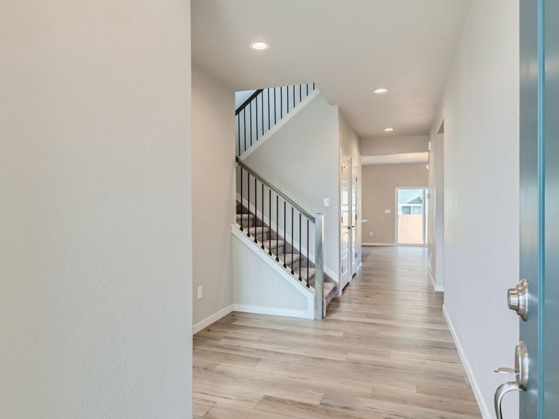 Representative unfurnished interior of a home built from the Onyx by View Homes in Lochbuie Station – Jewel Collection, Lochbuie (Image 16).