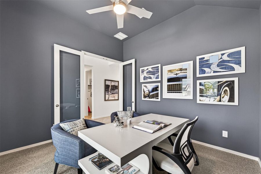 Furnished interior view inside a new home in , Iowa Colony (Image 28).