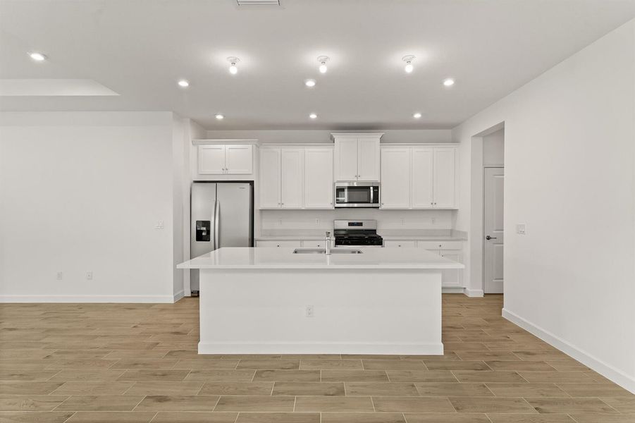 US_SEF_FELICITY GRAND_LOT 25-_KITCHEN