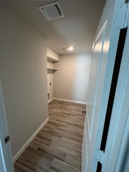 Image 27 of a home in Delaware Springs. Image 27 of a home in Delaware Springs.