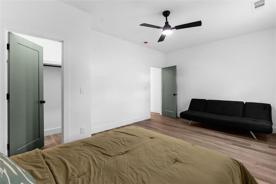 Image 91 of a home in .