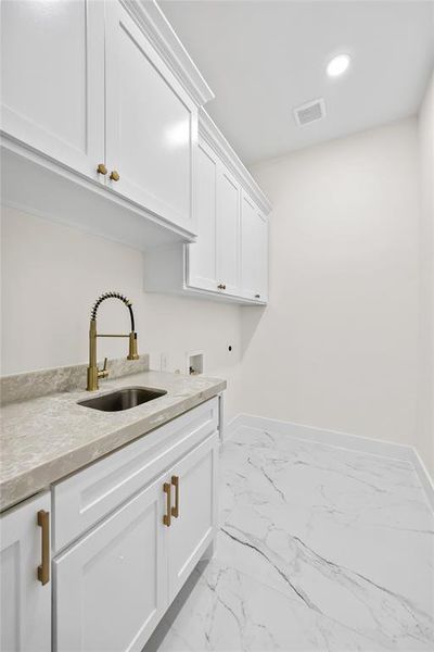 Image 27 of a home in .