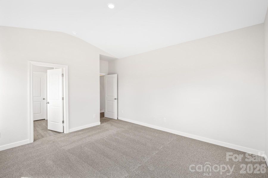 Spacious, unfurnished interior of a new home in , Charlotte (Image 12).