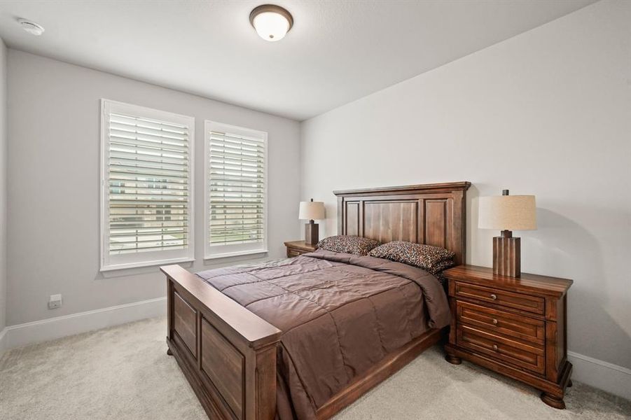 Image 23 of a home in Summit at Lake Travis.