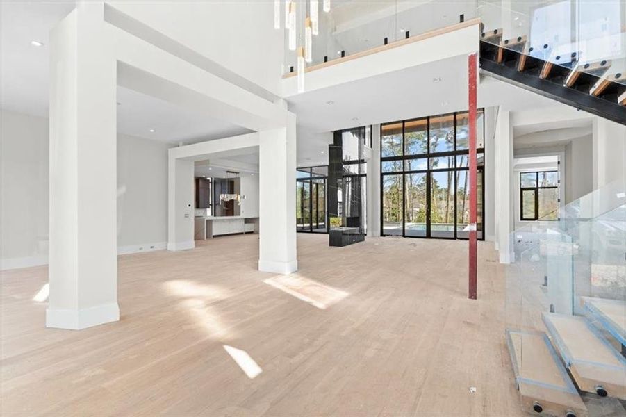 Spacious, unfurnished interior of a new home in , Marietta (Image 25).