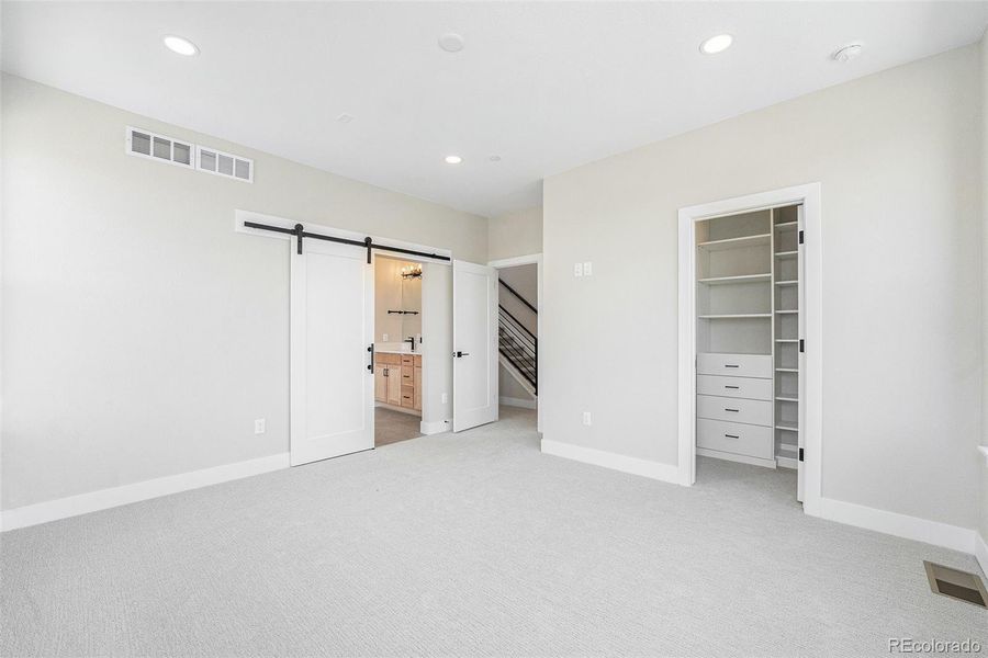 Spacious, unfurnished interior of a new home in Montmere at Autrey Shores, Superior (Image 20). Spacious, unfurnished interior of a new home in Montmere at Autrey Shores, Superior (Image 20).