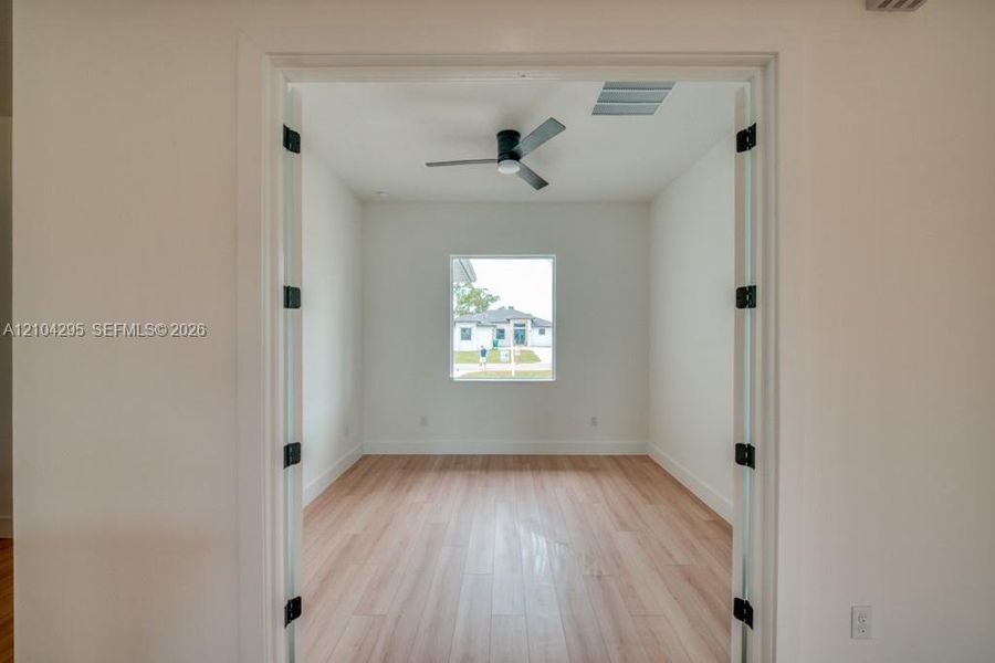 Spacious, unfurnished interior of a new home in , Placida (Image 52). Spacious, unfurnished interior of a new home in , Placida (Image 52).