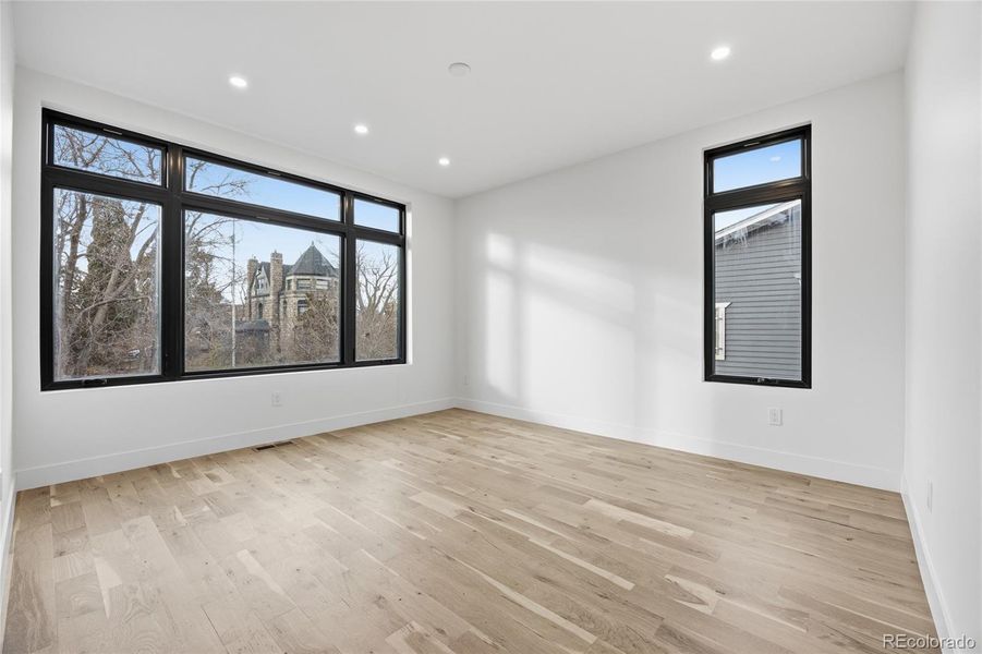 Spacious, unfurnished interior of a new home in , Denver (Image 30).
