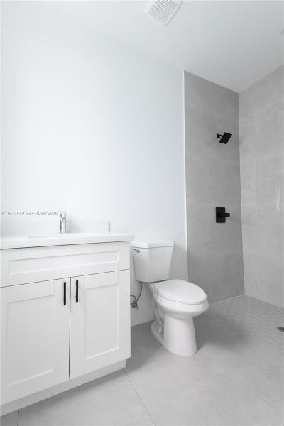 Furnished interior view inside a new home in , Miami (Image 6).