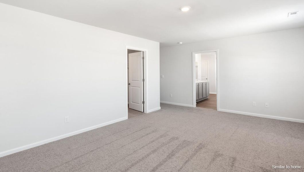 Spacious, unfurnished interior of a new home in Grayson Park, Leland (Image 27).