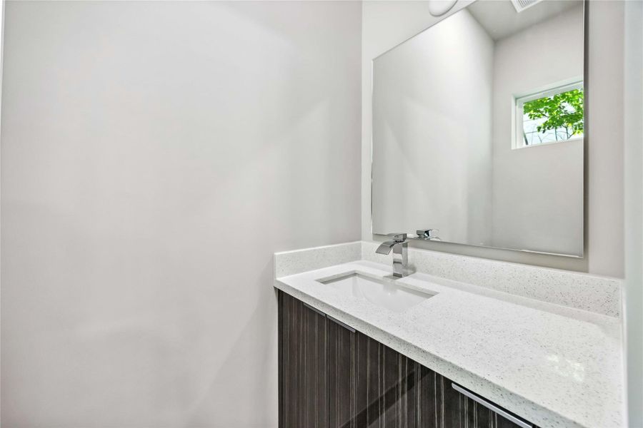 Close-up of interior finishes inside a home in , Houston (Image 18). Close-up of interior finishes inside a home in , Houston (Image 18).