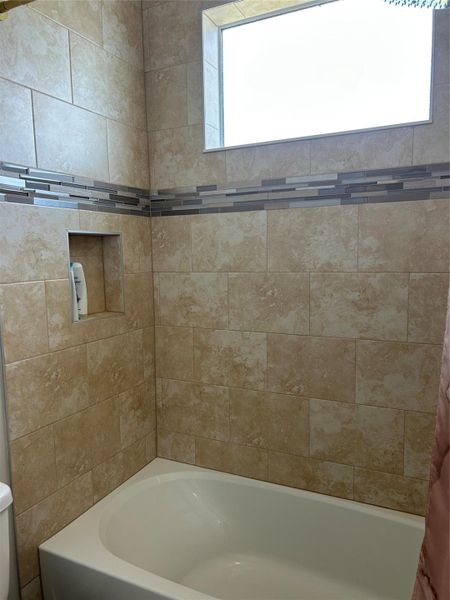 Image 33 of a home in .