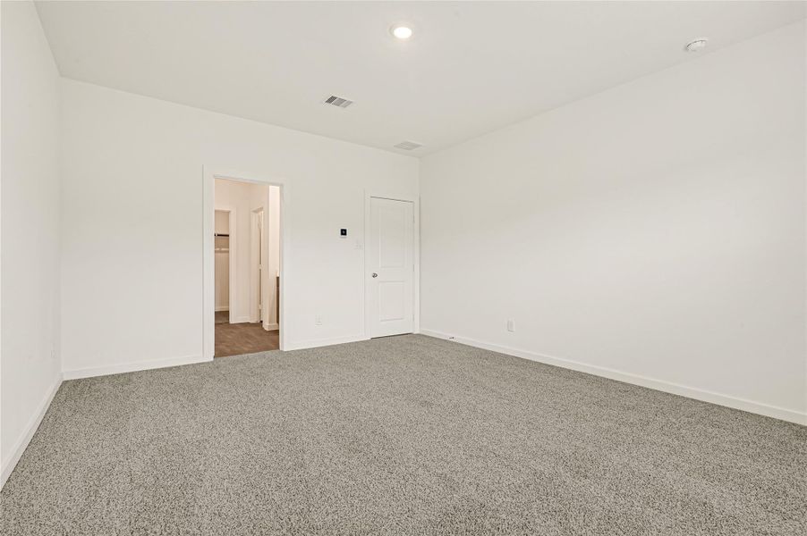 Spacious, unfurnished interior of a new home in Emberly, Beasley (Image 18).