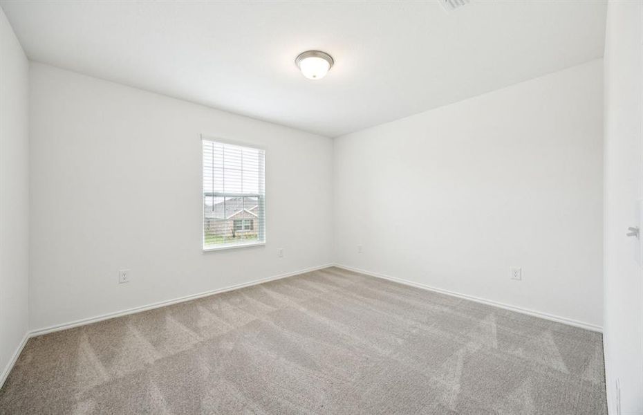 Spacious secondary bedroom Spacious secondary bedroom