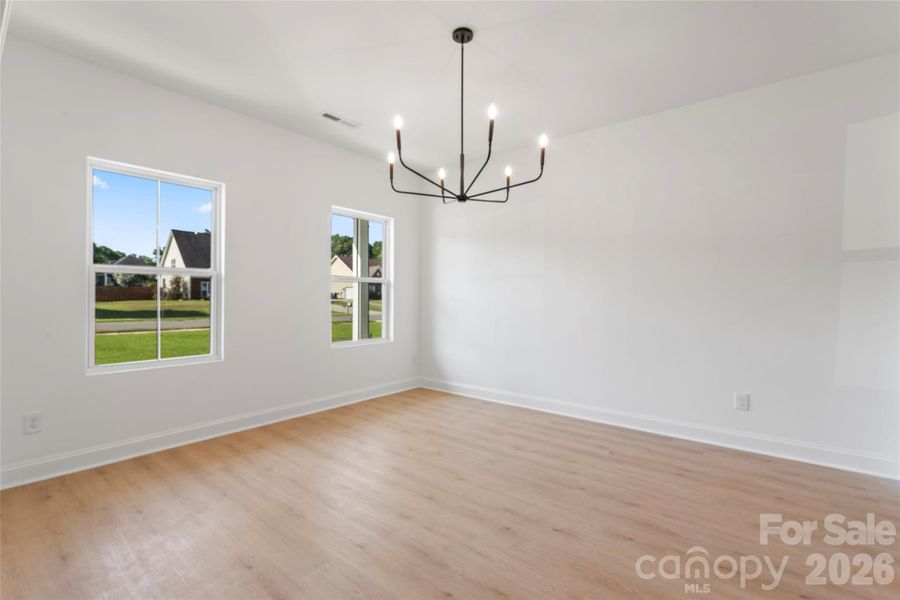 Spacious, unfurnished interior of a new home in , Harrisburg (Image 23).