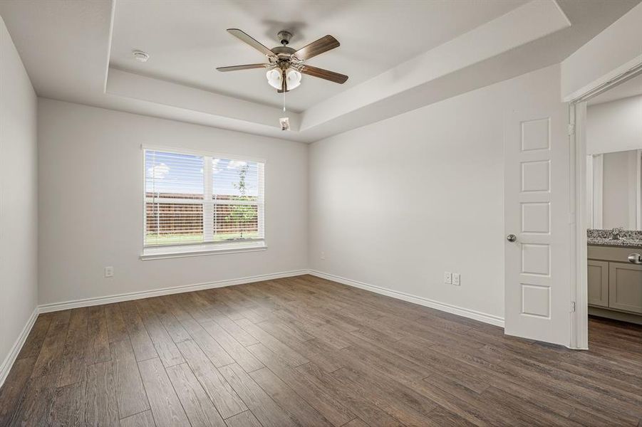 Spacious, unfurnished interior of a new home in Rocky Creek Crossing, Fort Worth (Image 15). Spacious, unfurnished interior of a new home in Rocky Creek Crossing, Fort Worth (Image 15).