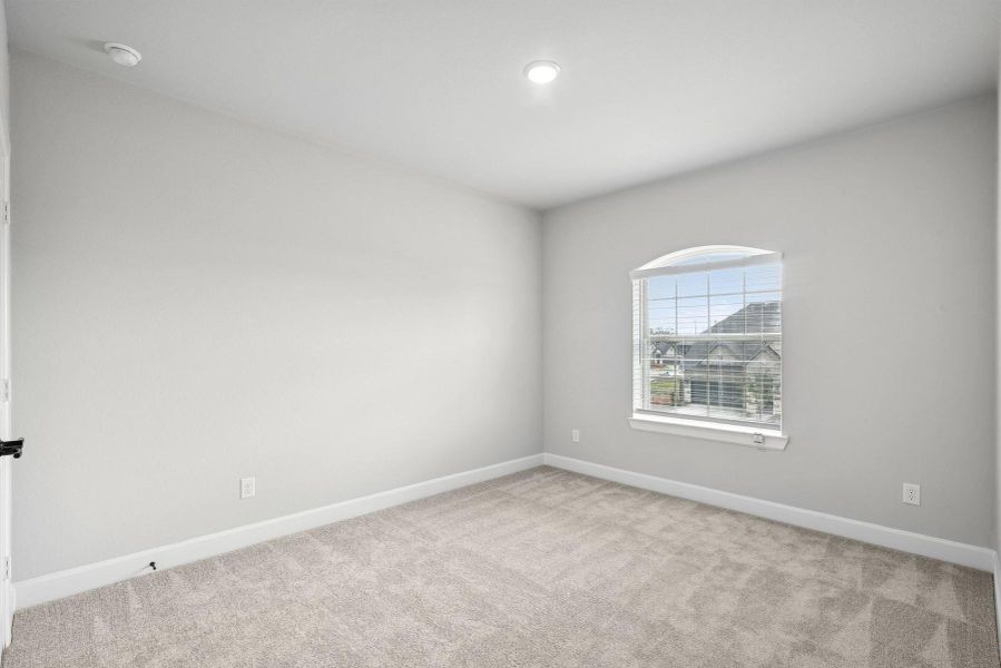 Spacious, unfurnished interior of a new home in Harvest Green 45', Richmond (Image 30).