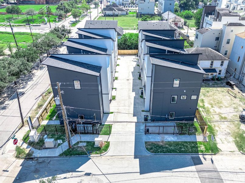 Image 27 of a home in . Image 27 of a home in .