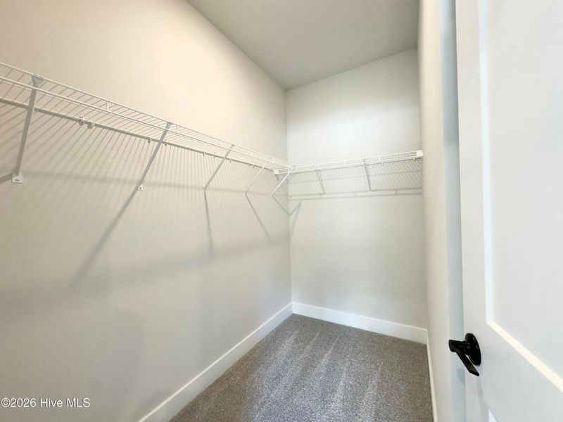 Spacious, unfurnished interior of a new home in Autumn Trail, Bolivia (Image 17).