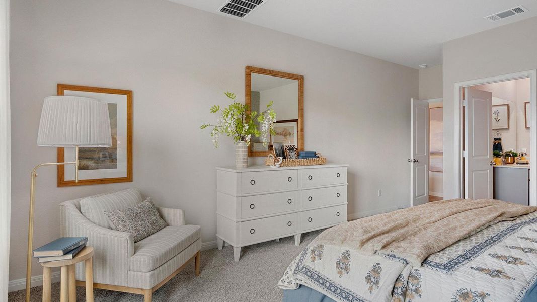 Furnished interior view inside a new home in Thunder Rock, Marble Falls (Image 34).