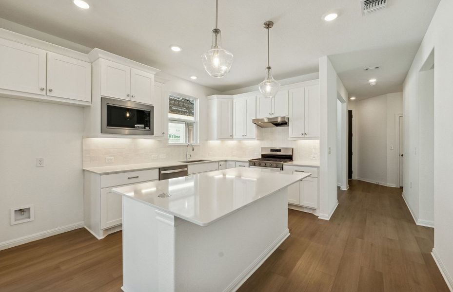 Furnished interior view inside a new home in Sun City Texas, Georgetown (Image 5).