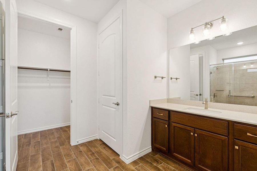 Furnished interior view inside a new home in Del Webb Fulshear, Fulshear (Image 8).