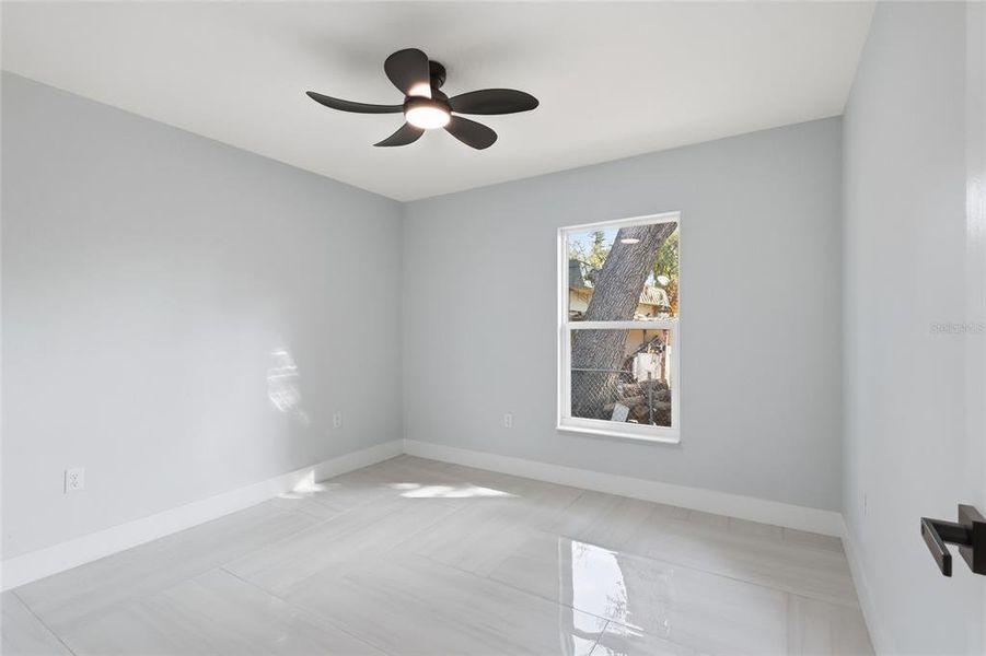Spacious, unfurnished interior of a new home in , Palmetto (Image 21).