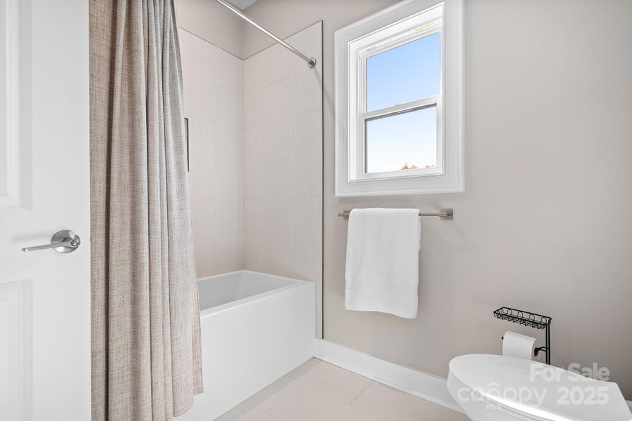 Furnished interior view inside a new home in , Cherryville (Image 18).