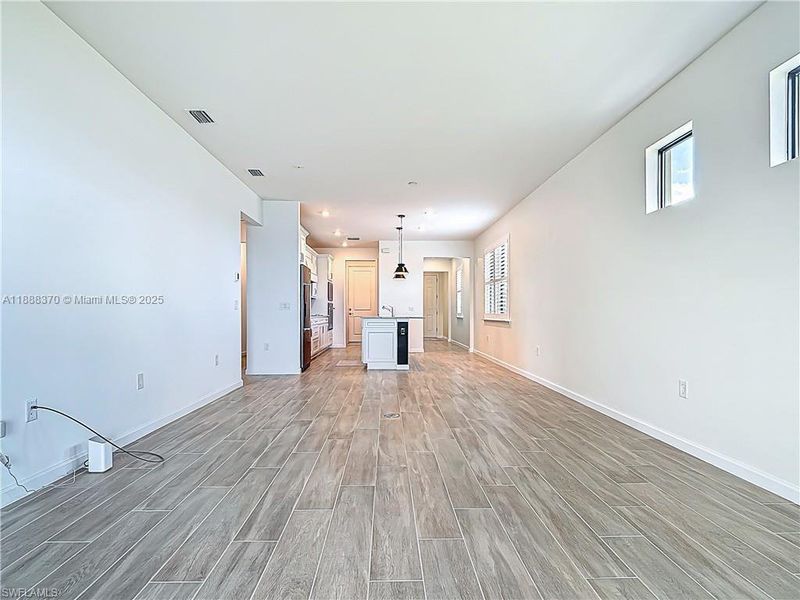 Spacious, unfurnished interior of a new home in , Ave Maria (Image 14).