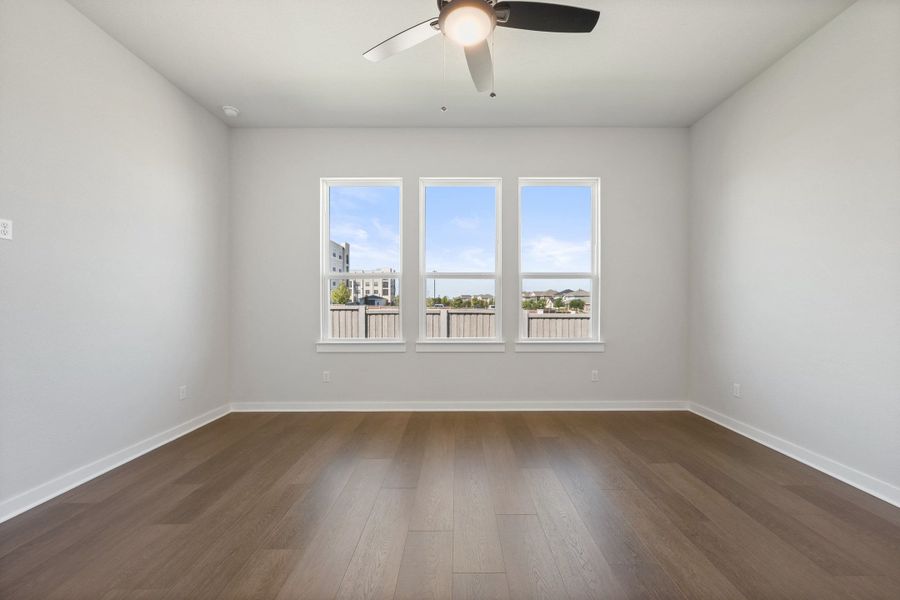 Spacious, unfurnished interior of a new home in Park Central, Georgetown (Image 33).
