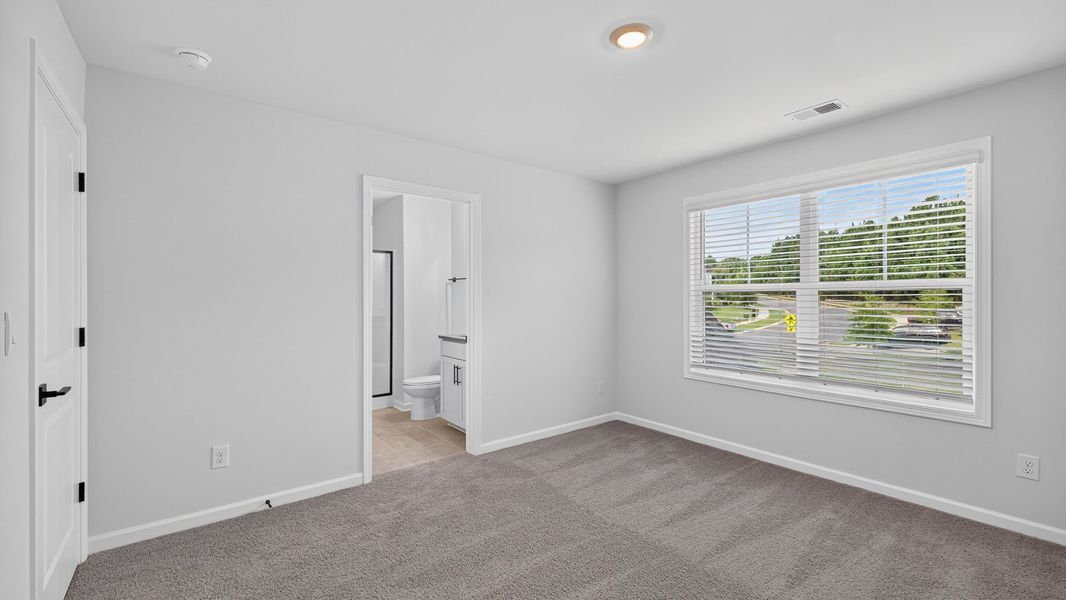 Spacious, unfurnished interior of a new home in Sylvan Creek, Denver (Image 21). Spacious, unfurnished interior of a new home in Sylvan Creek, Denver (Image 21).