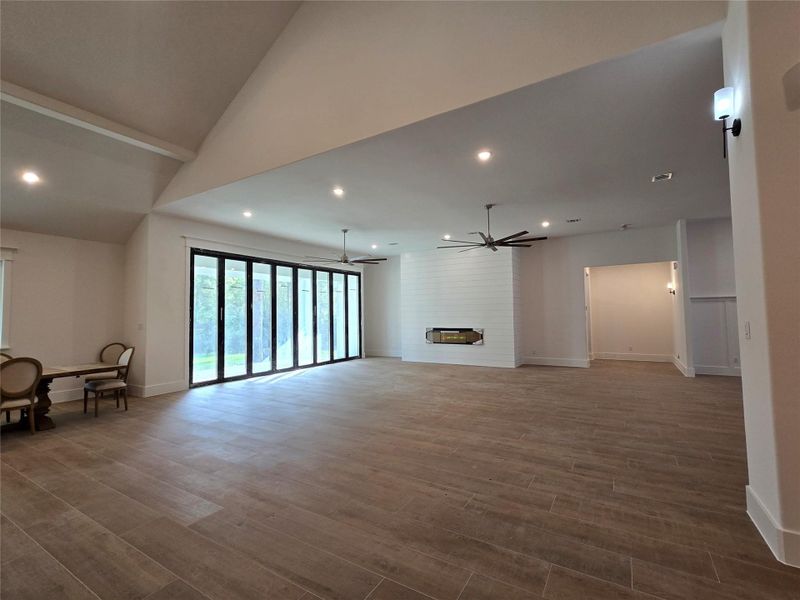 Spacious, unfurnished interior of a new home in , Montgomery (Image 24).