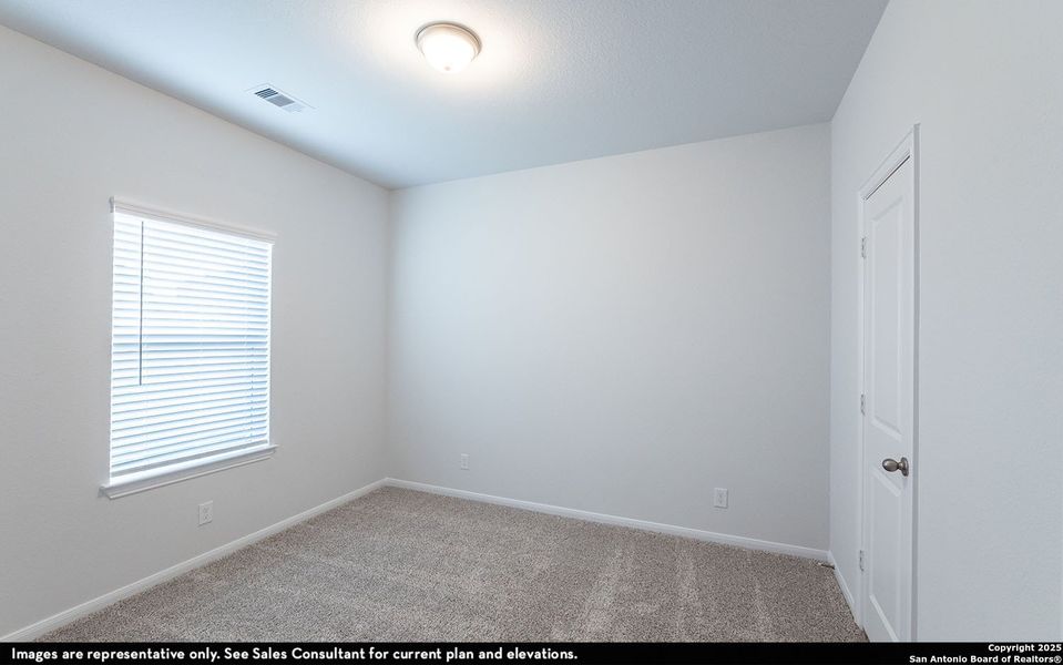 Spacious, unfurnished interior of a new home in Katzer Ranch, Converse (Image 8).