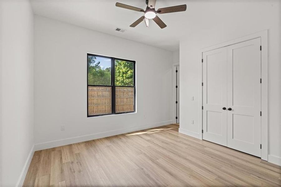 Spacious, unfurnished interior of a new home in , Lilburn (Image 39).