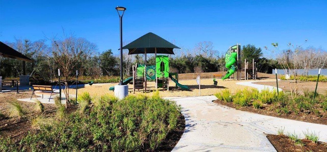 Community amenities in Alexander 55' Homesites, Pearland (Image 17). Community amenities in Alexander 55' Homesites, Pearland (Image 17).