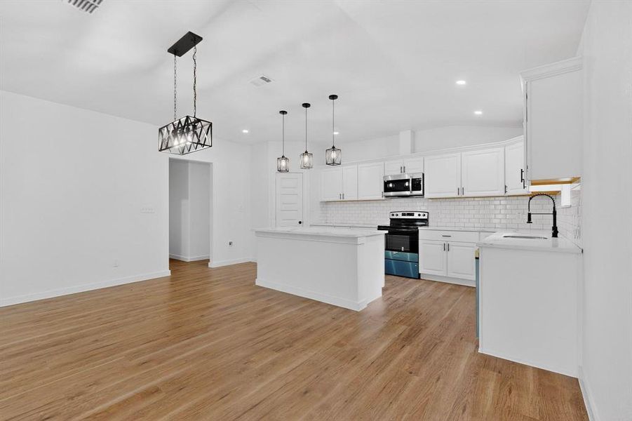Image 37 of a home in .