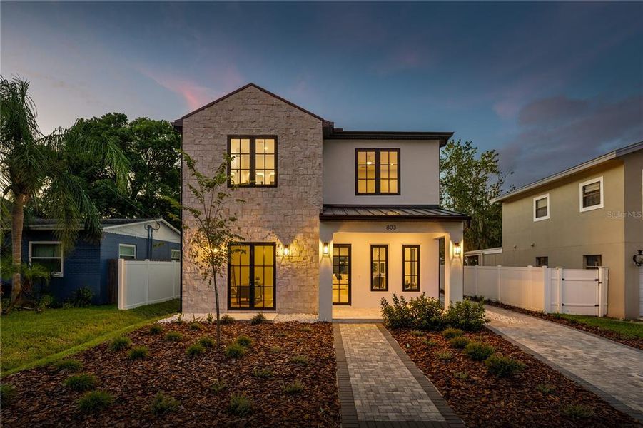 Image 32 of a home in College Park.